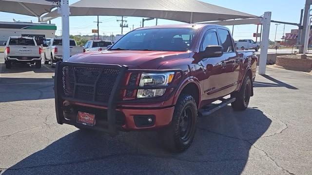 2019 Nissan Titan Vehicle Photo in San Angelo, TX 76901