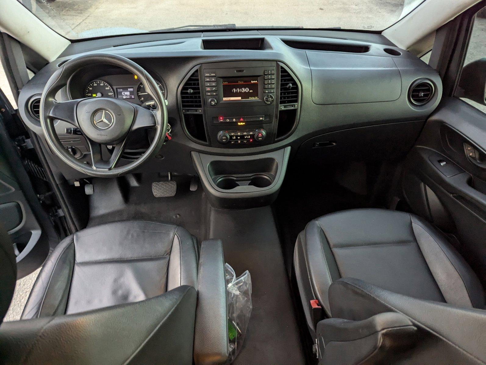 2016 Mercedes-Benz Metris Passenger Van Vehicle Photo in Miami, FL 33015