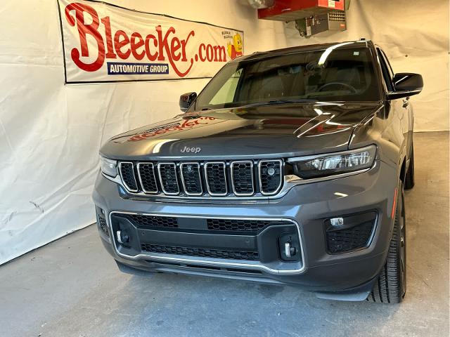 2022 Jeep Grand Cherokee Vehicle Photo in RED SPRINGS, NC 28377-1640