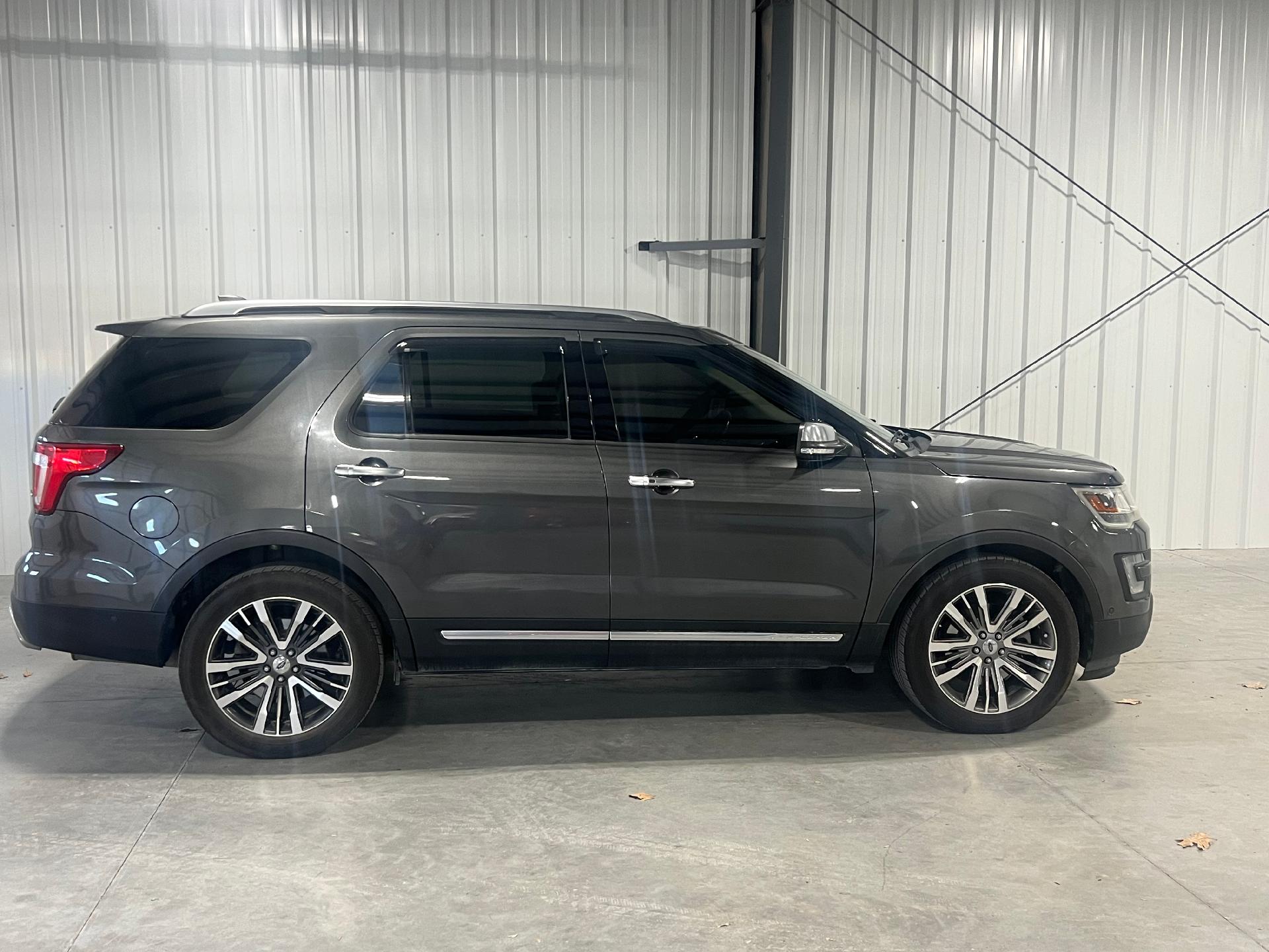 Used 2016 Ford Explorer Platinum with VIN 1FM5K8HT2GGB49536 for sale in Falls City, NE