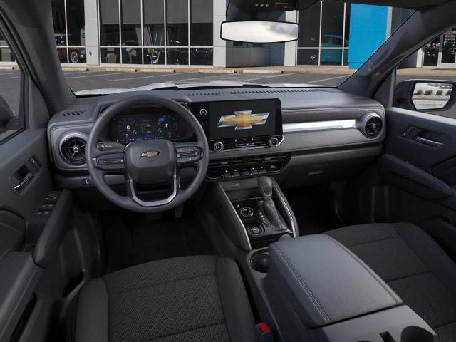 2024 Chevrolet Colorado Vehicle Photo in MOON TOWNSHIP, PA 15108-2571