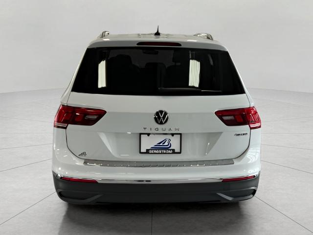 2024 Volkswagen Tiguan Vehicle Photo in Oshkosh, WI 54904