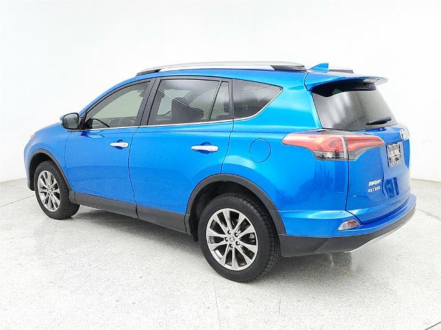 2018 Toyota RAV4 Vehicle Photo in Grapevine, TX 76051