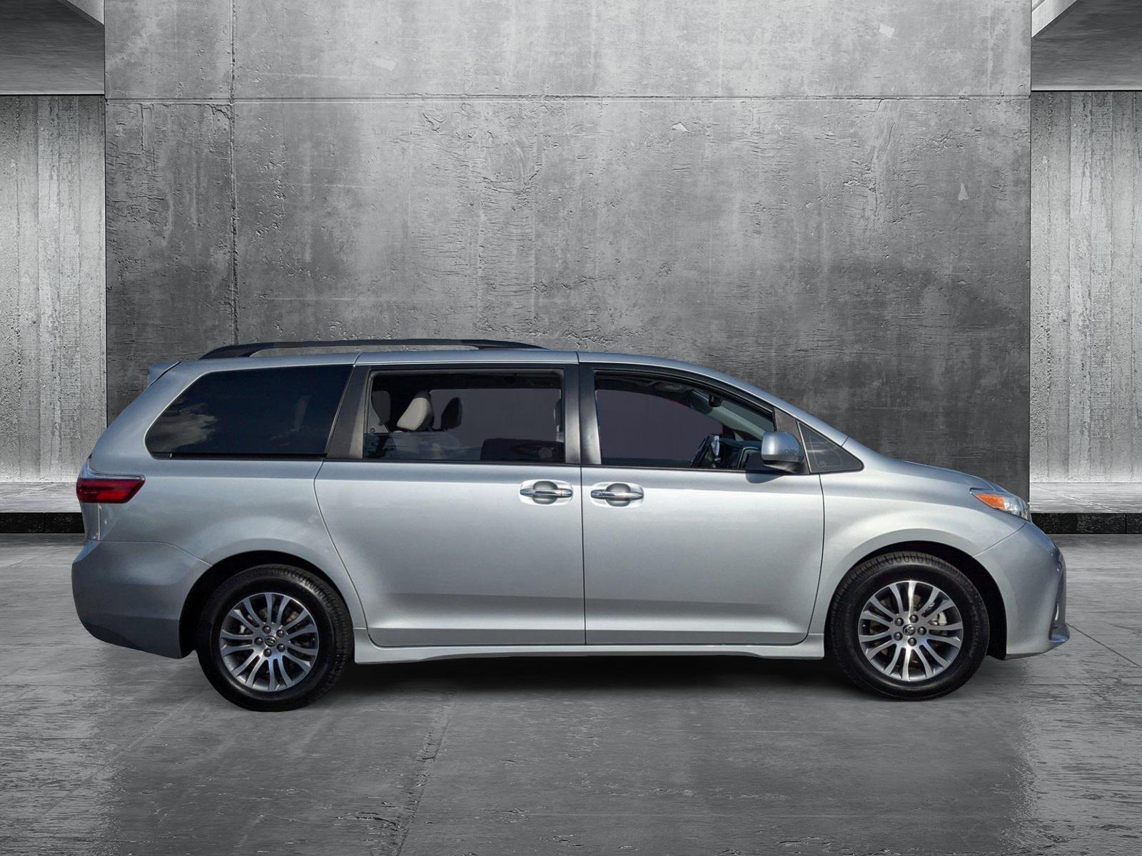 2020 Toyota Sienna Vehicle Photo in Winter Park, FL 32792