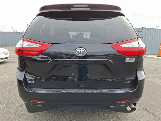 2017 Toyota Sienna Vehicle Photo in TREVOSE, PA 19053-4984