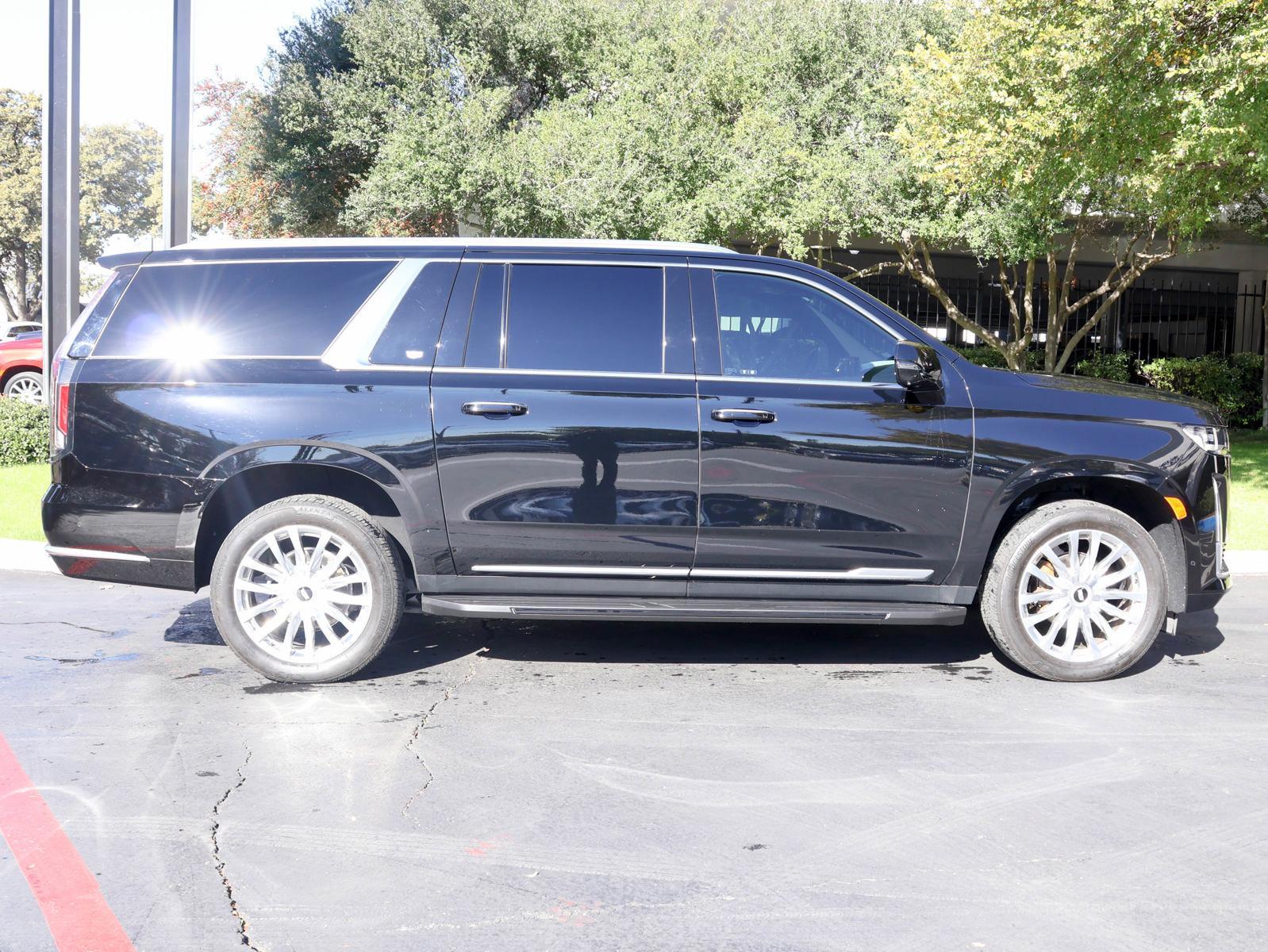 2022 Cadillac Escalade ESV Vehicle Photo in DALLAS, TX 75209-3095