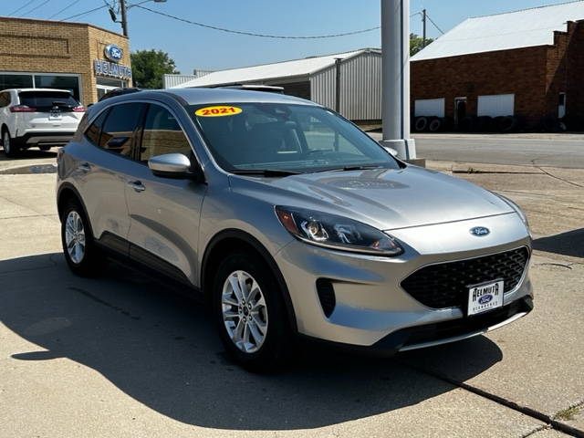 Used 2021 Ford Escape SE with VIN 1FMCU0G61MUA45549 for sale in Sigourney, IA