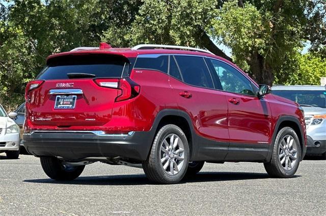 2024 GMC Terrain Vehicle Photo in ELK GROVE, CA 95757-8703