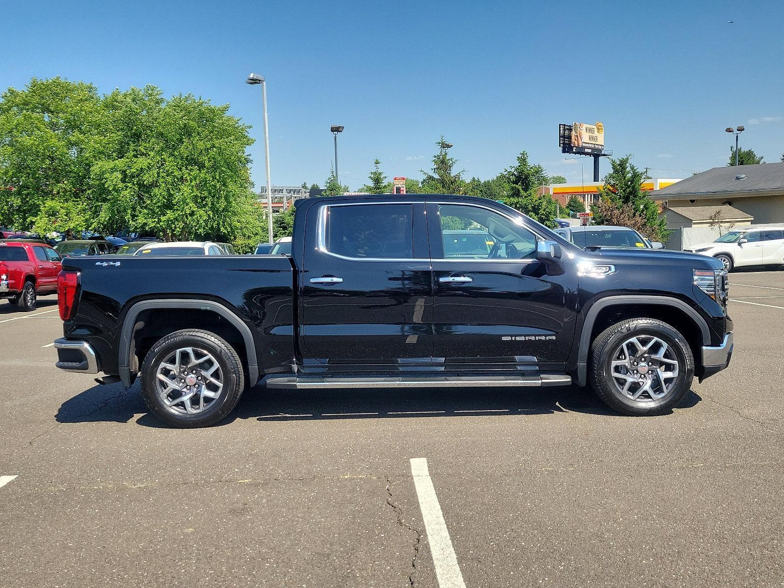 2023 GMC Sierra 1500 Vehicle Photo in Trevose, PA 19053