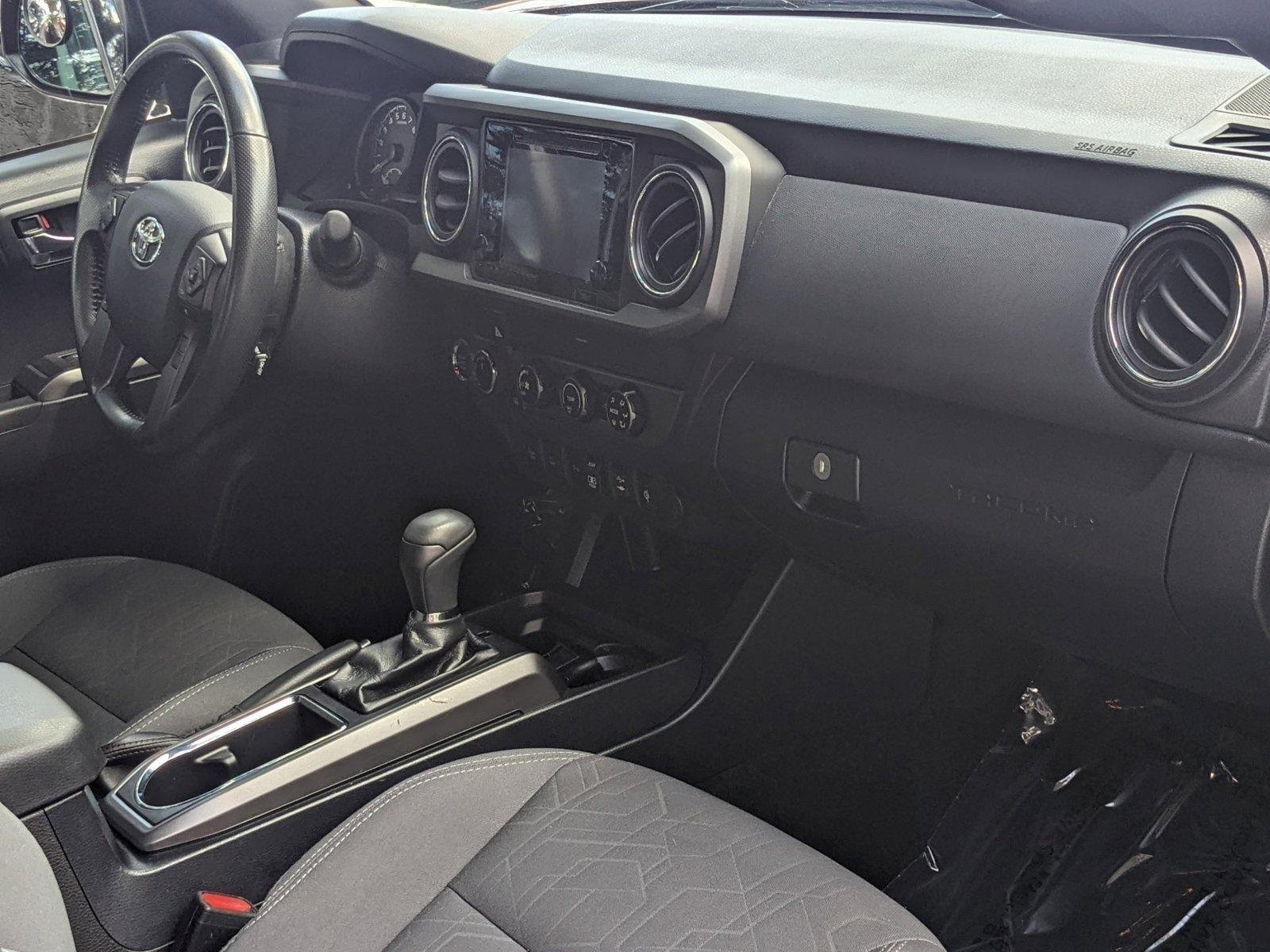 2019 Toyota Tacoma 4WD Vehicle Photo in Tampa, FL 33614