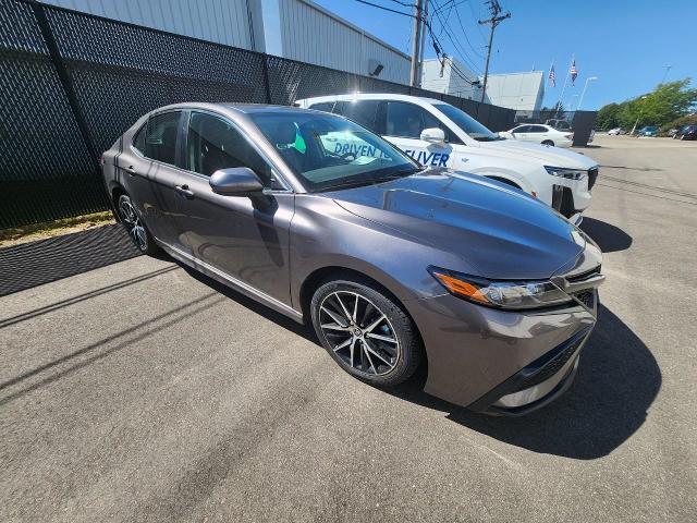 2021 Toyota Camry Vehicle Photo in MADISON, WI 53713-3220