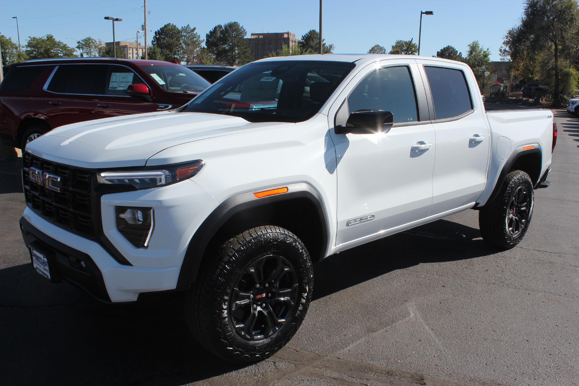 2024 GMC Canyon Vehicle Photo in AURORA, CO 80012-4011