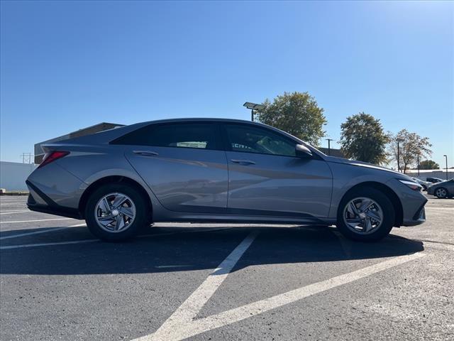 2025 Hyundai ELANTRA Vehicle Photo in O'Fallon, IL 62269