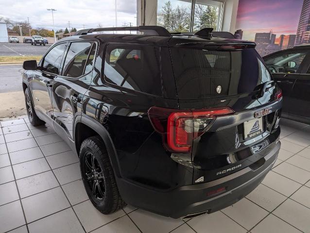 2022 GMC Acadia Vehicle Photo in Oshkosh, WI 54901