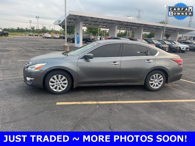 2014 Nissan Altima Vehicle Photo in Plainfield, IL 60586