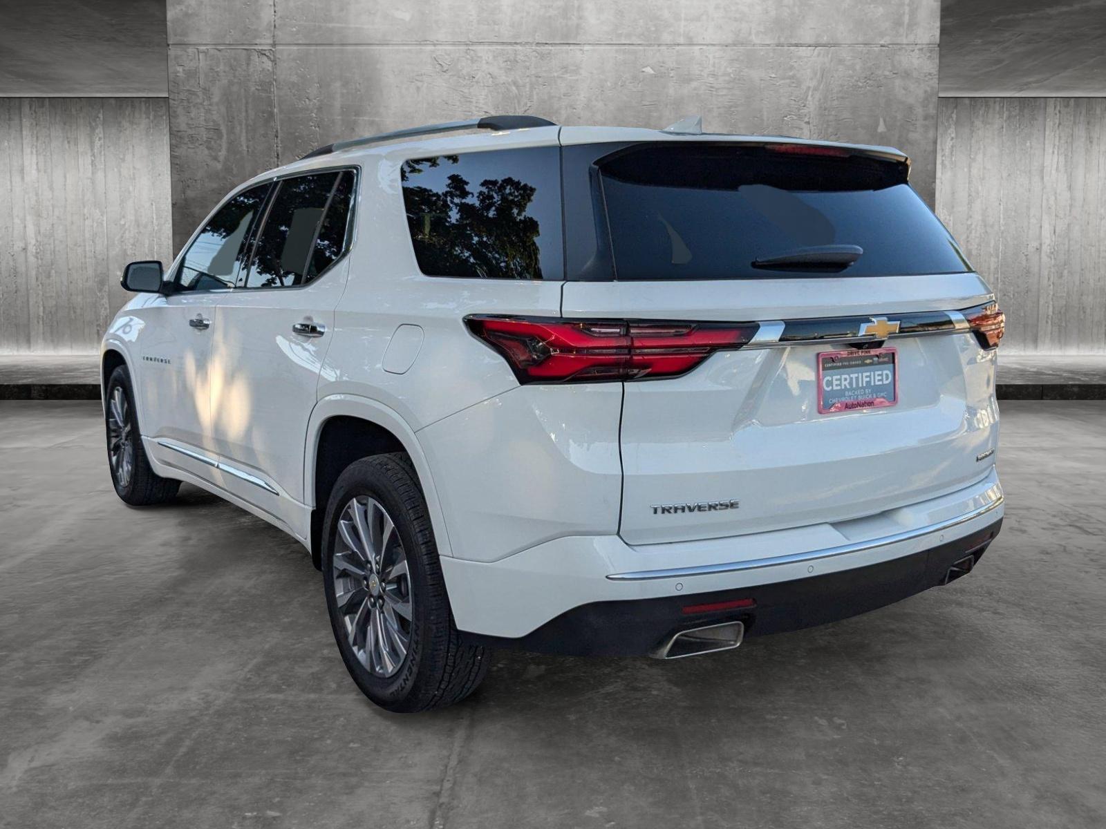 2022 Chevrolet Traverse Vehicle Photo in MIAMI, FL 33134-2699