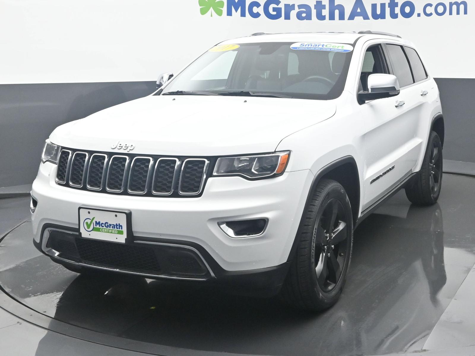 2017 Jeep Grand Cherokee Vehicle Photo in Cedar Rapids, IA 52402