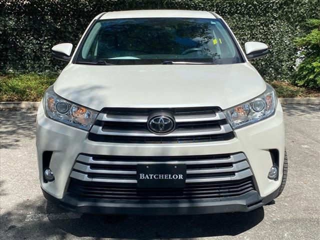 2017 Toyota Highlander Vehicle Photo in SAN ANTONIO, TX 78230-1001