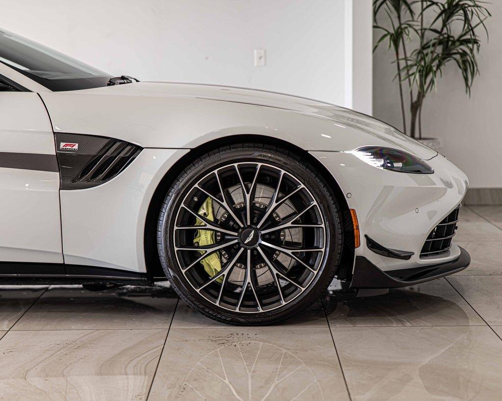 2023 Aston Martin Vantage Vehicle Photo in Plainfield, IL 60586