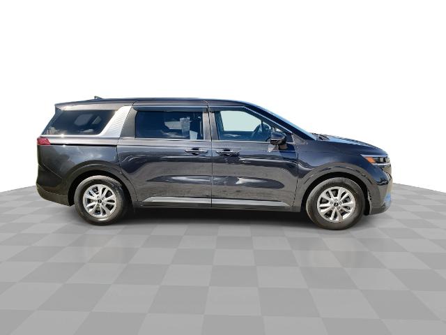 2023 Kia Carnival MPV Vehicle Photo in WILLIAMSVILLE, NY 14221-2883