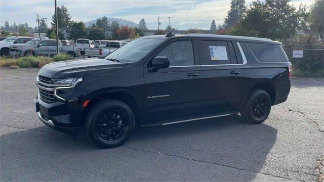 2022 Chevrolet Suburban Vehicle Photo in BEND, OR 97701-5133