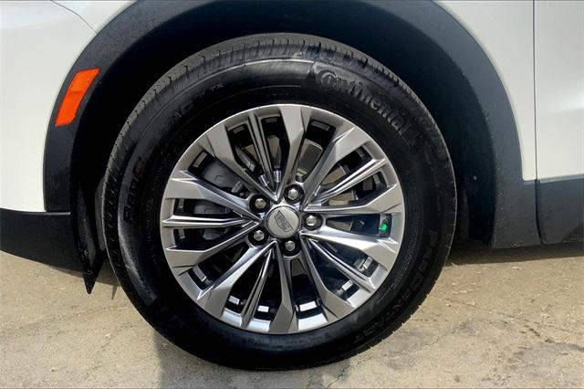 2024 Cadillac XT4 Vehicle Photo in KANSAS CITY, MO 64114-4545