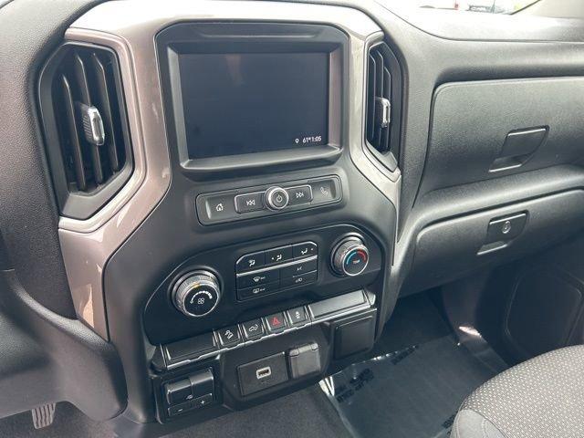 2020 Chevrolet Silverado 1500 Vehicle Photo in MEDINA, OH 44256-9631