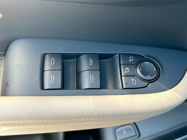 2025 Buick Enclave Vehicle Photo in GOODYEAR, AZ 85338-1310