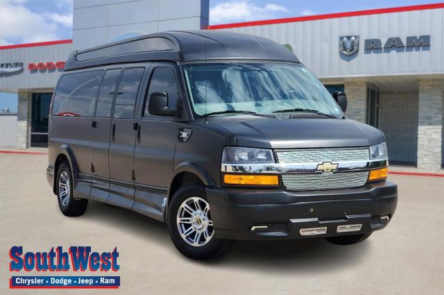 2022 Chevrolet Express Cargo Van Vehicle Photo in Cleburne, TX 76033