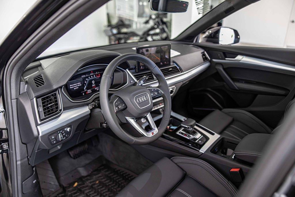 2024 Audi Q5 Vehicle Photo in Saint Charles, IL 60174