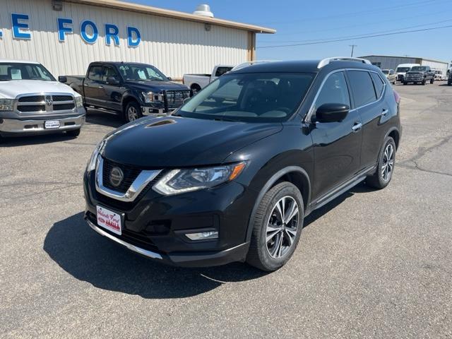 Used 2018 Nissan Rogue SL with VIN JN8AT2MV4JW318011 for sale in Forsyth, MT