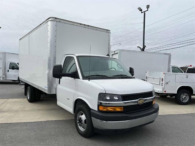 2023 Chevrolet Express Commercial Cutaway Vehicle Photo in ALCOA, TN 37701-3235