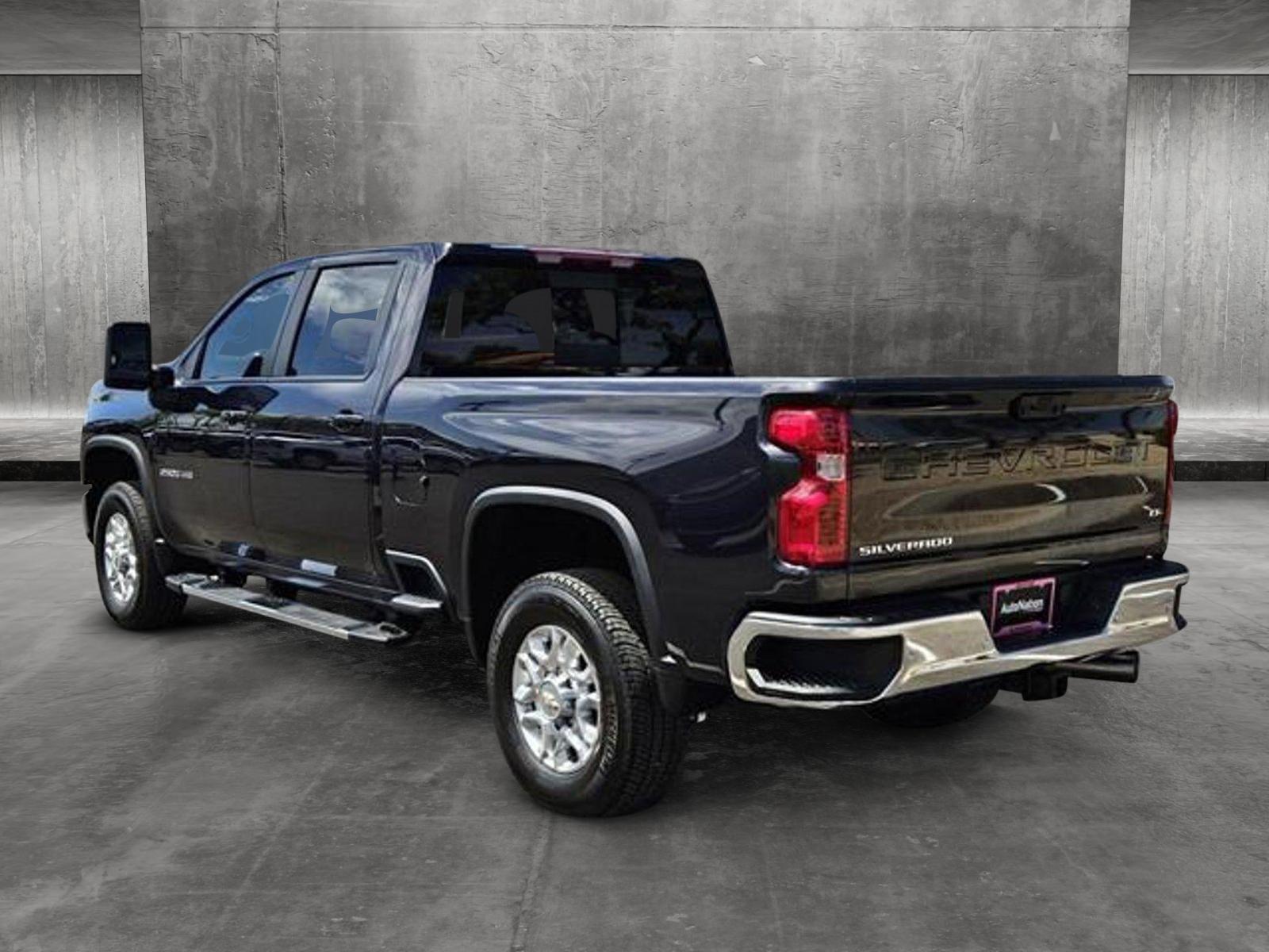 2024 Chevrolet Silverado 2500 HD Vehicle Photo in PEORIA, AZ 85382-3715