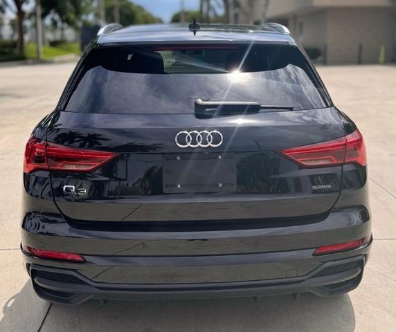 2021 Audi Q3 Vehicle Photo in DELRAY BEACH, FL 33483-3294