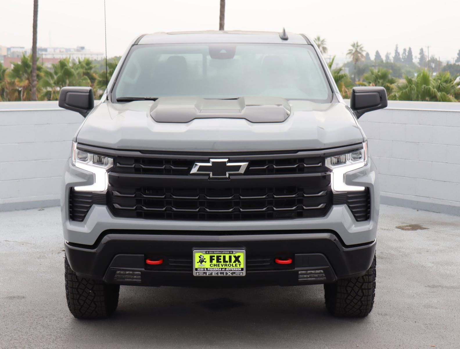 2024 Chevrolet Silverado 1500 Vehicle Photo in LOS ANGELES, CA 90007-3794