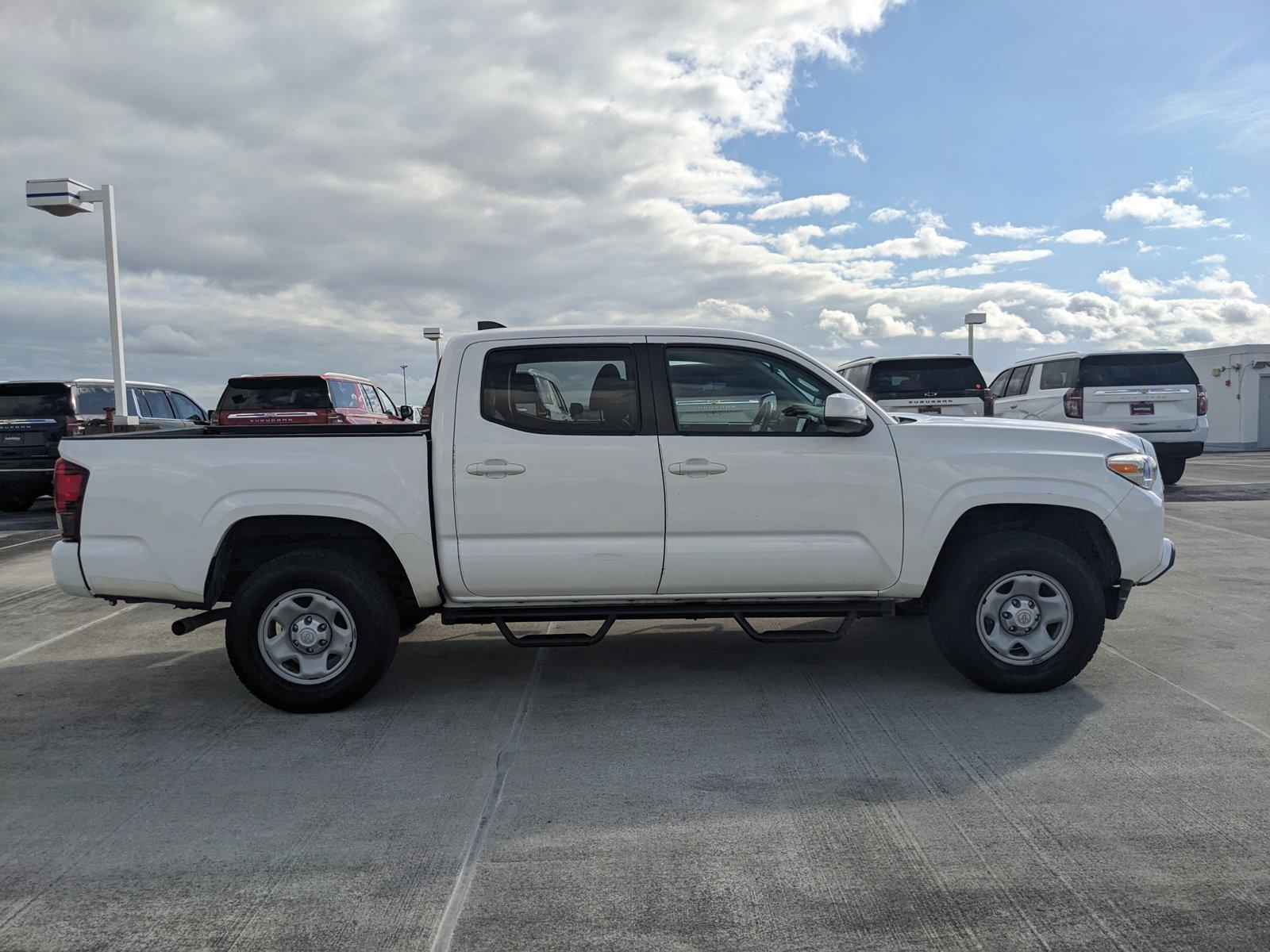 2020 Toyota Tacoma 2WD Vehicle Photo in MIAMI, FL 33172-3015