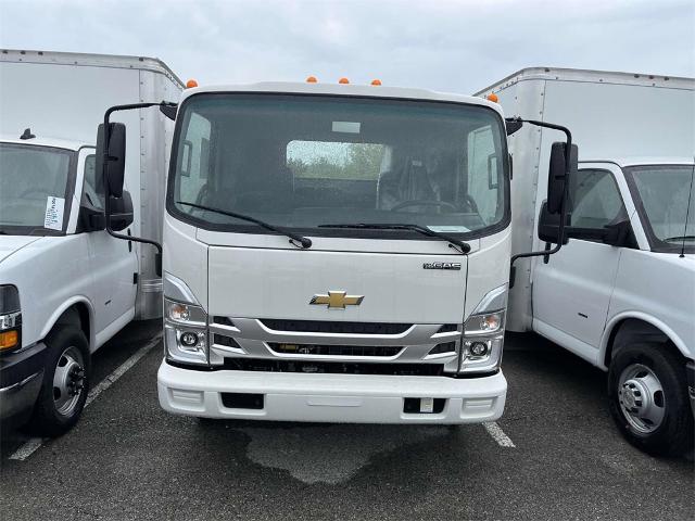 2024 Chevrolet 4500 HG LCF Gas Vehicle Photo in ALCOA, TN 37701-3235