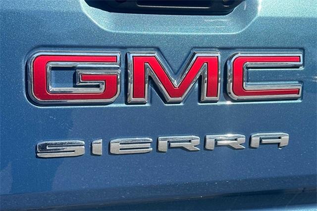 2024 GMC Sierra 1500 Vehicle Photo in ELK GROVE, CA 95757-8703