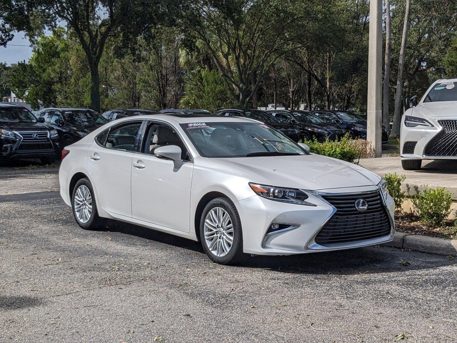 2017 Lexus ES 350 Vehicle Photo in Tampa, FL 33614