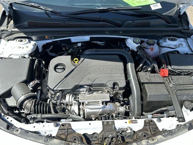 2024 Chevrolet Malibu Vehicle Photo in GREELEY, CO 80634-4125