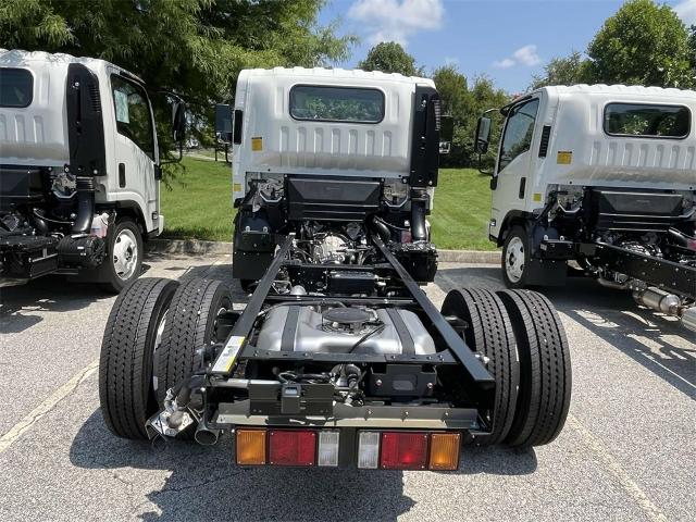 2025 Chevrolet Low Cab Forward 4500 Vehicle Photo in ALCOA, TN 37701-3235