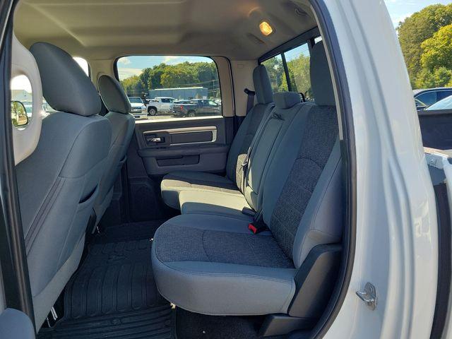 2017 Ram 1500 Vehicle Photo in DANBURY, CT 06810-5034