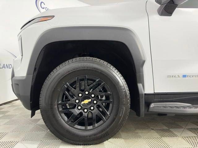 2024 Chevrolet Silverado EV Vehicle Photo in BROCKTON, MA 02301-7113