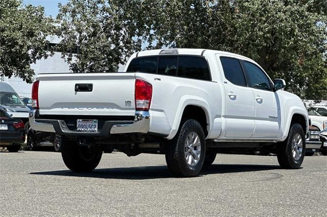 2016 Toyota Tacoma Vehicle Photo in ELK GROVE, CA 95757-8703