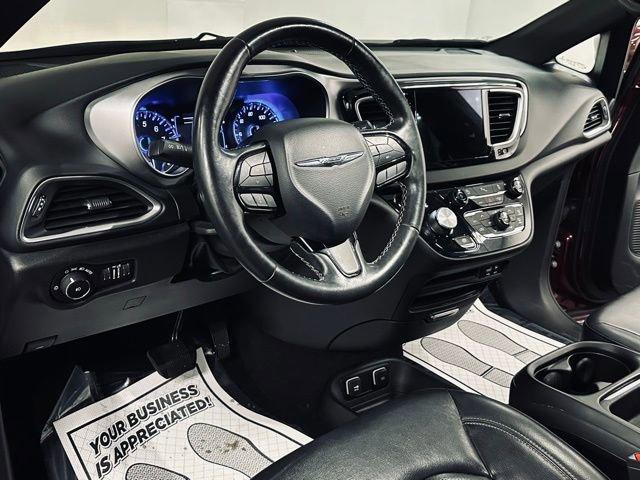 2019 Chrysler Pacifica Vehicle Photo in MEDINA, OH 44256-9631