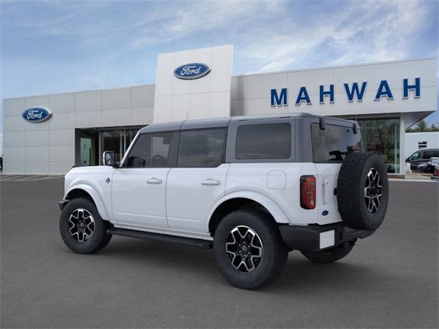 2024 Ford Bronco Vehicle Photo in Mahwah, NJ 07430-1343