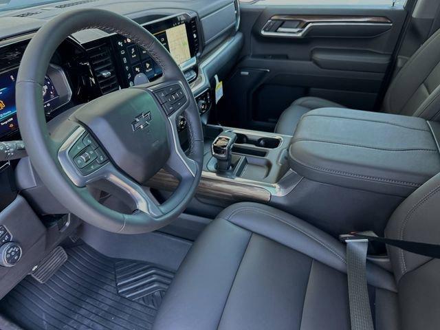 2024 Chevrolet Silverado 1500 Vehicle Photo in RIVERSIDE, CA 92504-4106