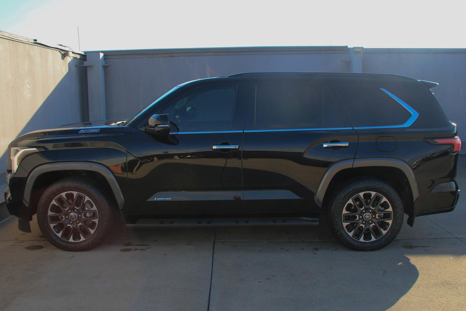 2023 Toyota Sequoia Vehicle Photo in SUGAR LAND, TX 77478