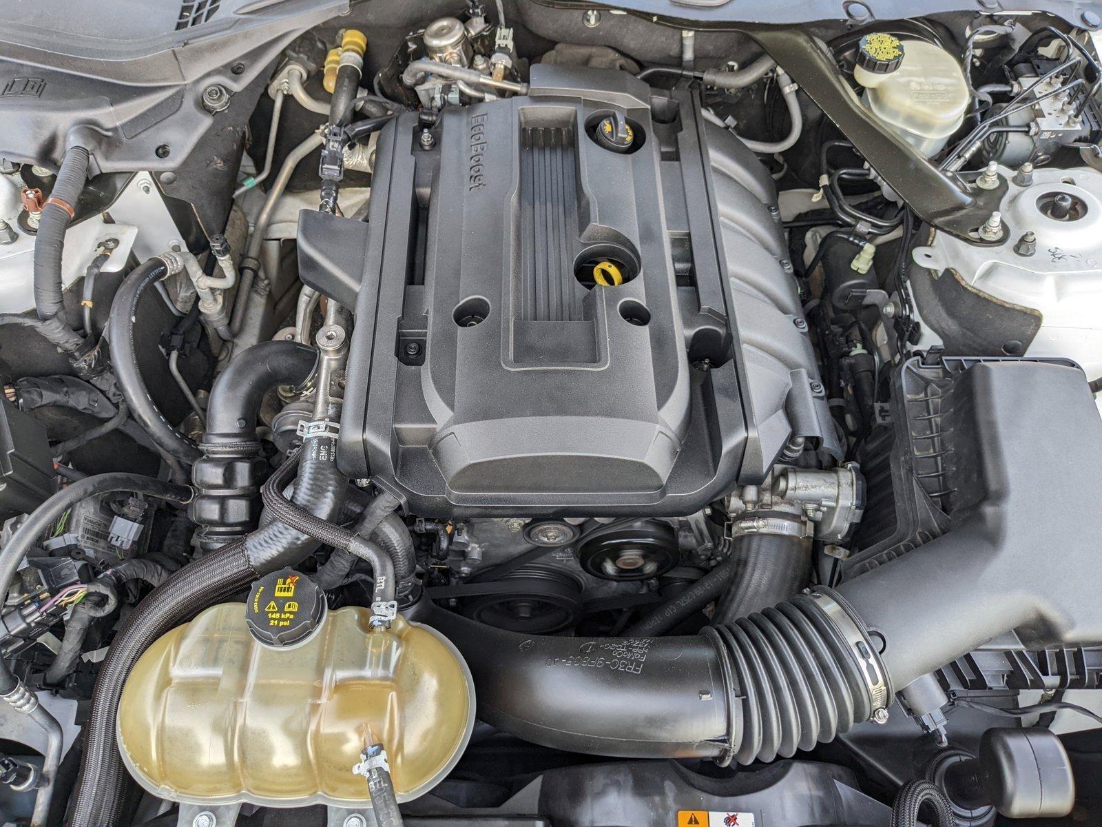 2016 Ford Mustang Vehicle Photo in VALENCIA, CA 91355-1705