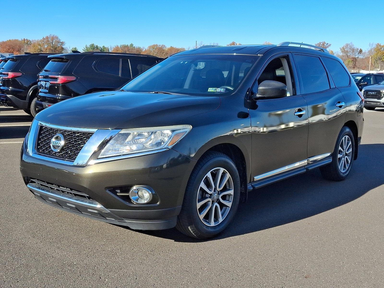 2016 Nissan Pathfinder Vehicle Photo in Trevose, PA 19053